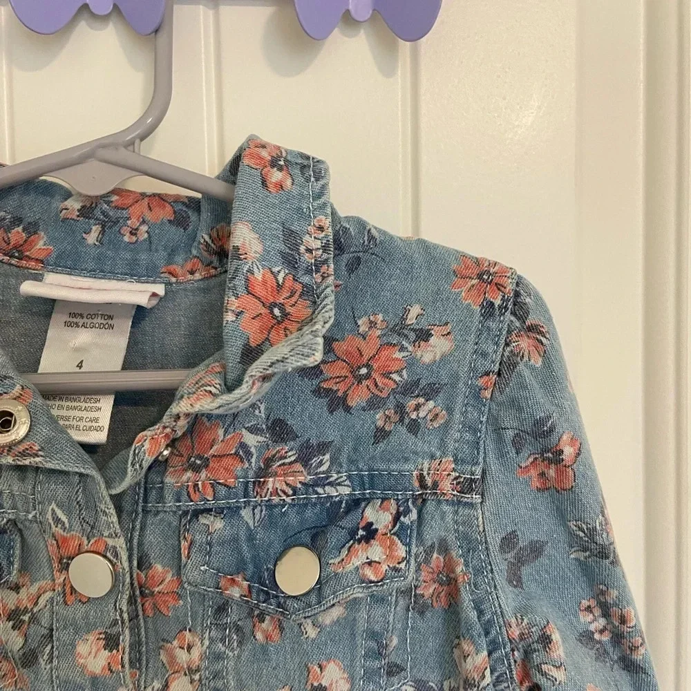 Little Lass‎ girl’s floral denim cropped jacket — size 4
